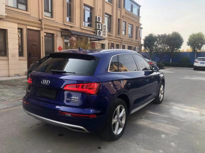 济南19年奥迪Q58