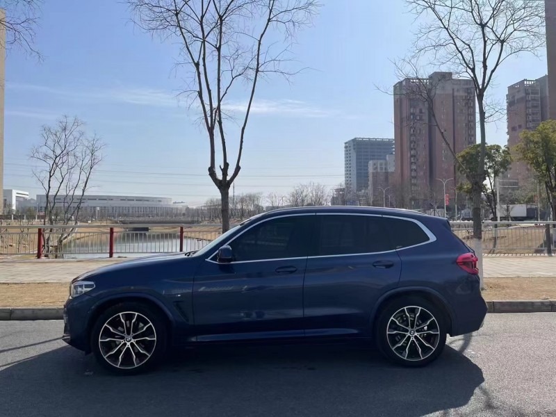 武汉20年宝马X34