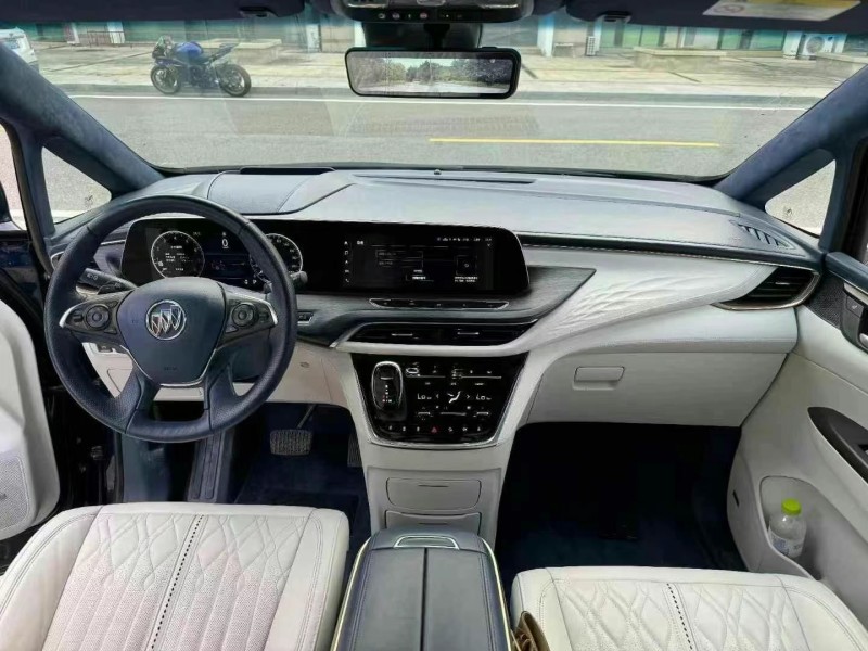 枣庄21年别克GL84