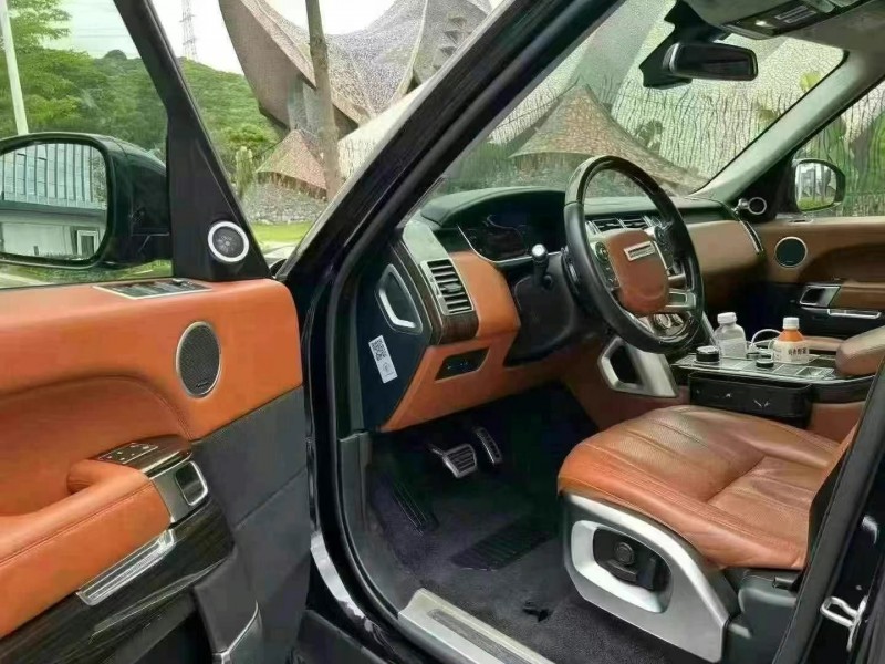 广州17年路虎揽胜行政6