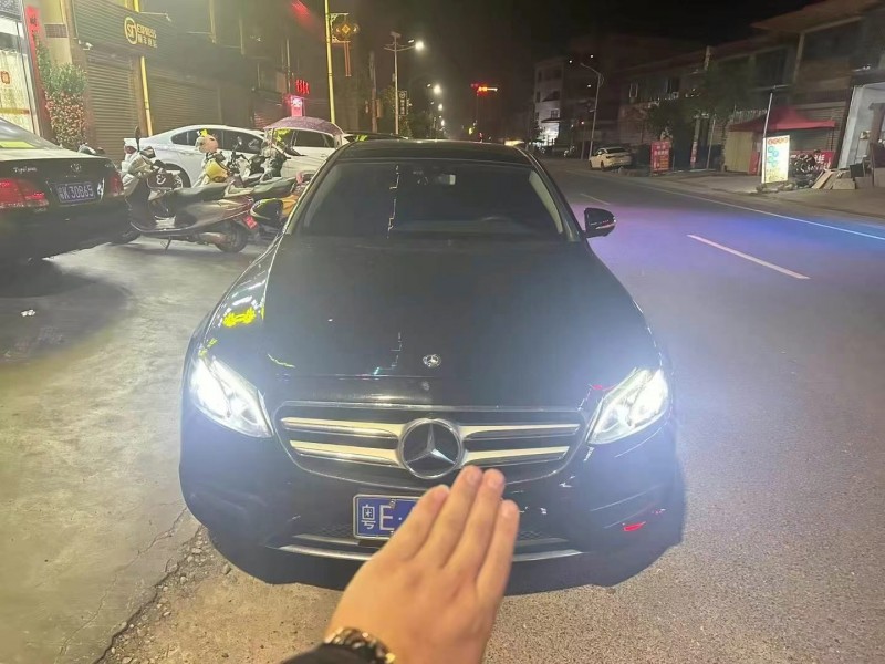 广州18年奔驰E1