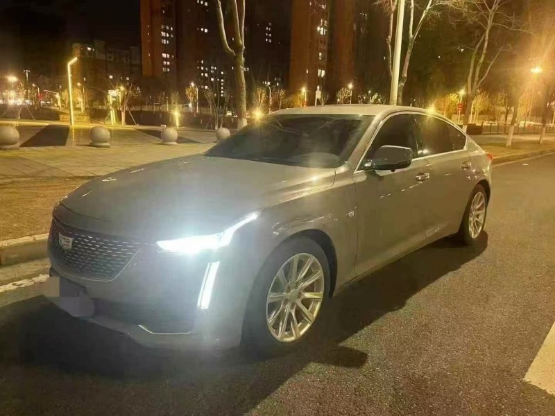 武漢20年凱迪拉克CT55