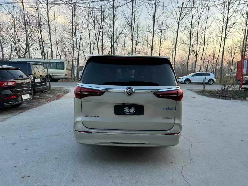 徐州22年别克GL89