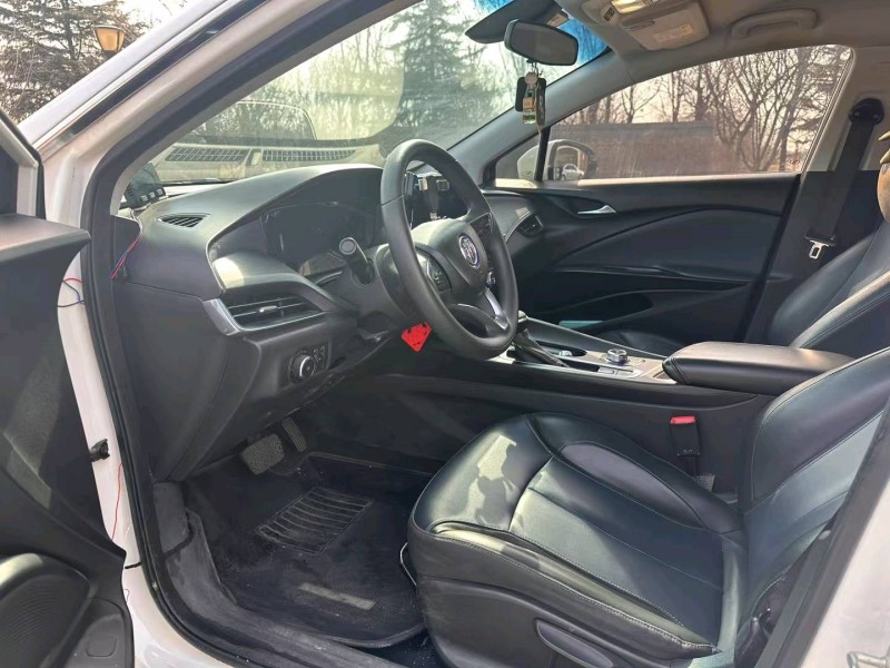 青岛19年别克微蓝7