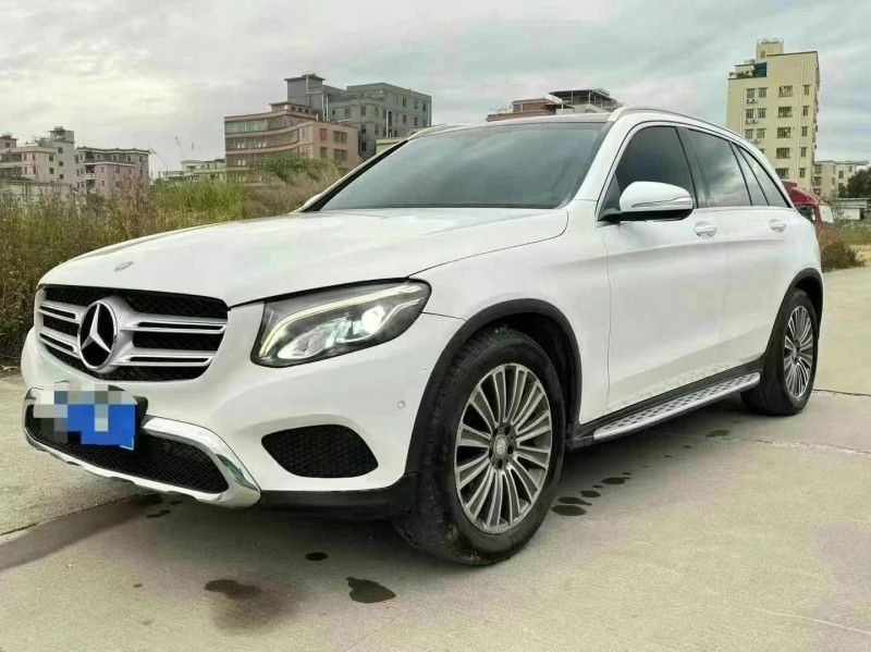 广州17年奔驰GLC3