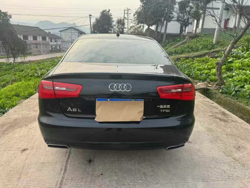 成都13年奧迪A6L9