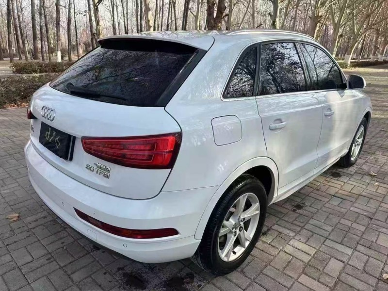 济宁16年奥迪Q37