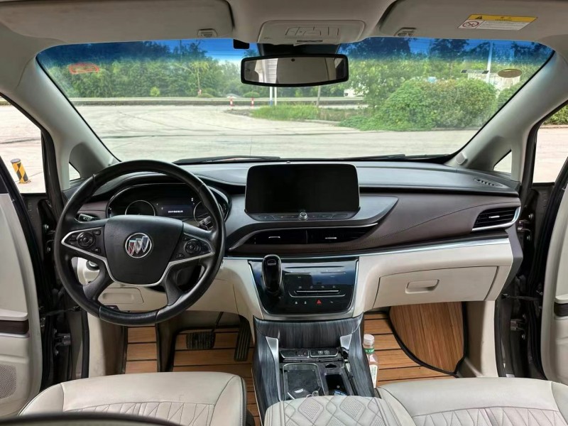 徐州21年别克GL85