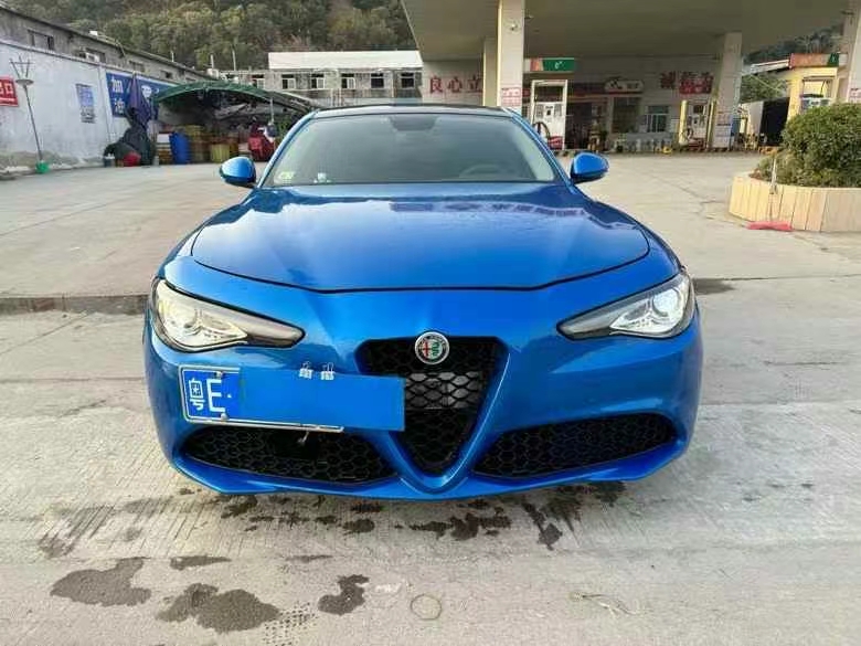 广州19年阿尔法·罗密欧Giulietta1