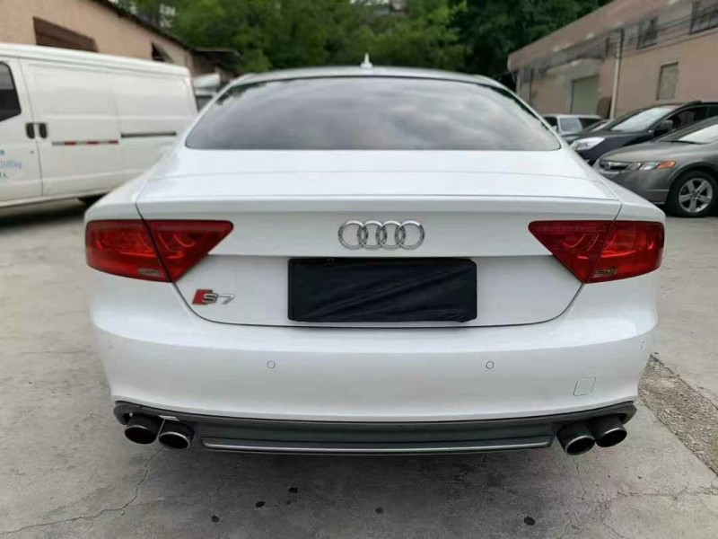 深圳13年奥迪A7L9