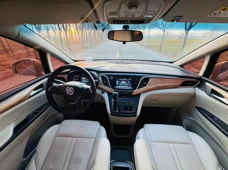 徐州19年别克GL84