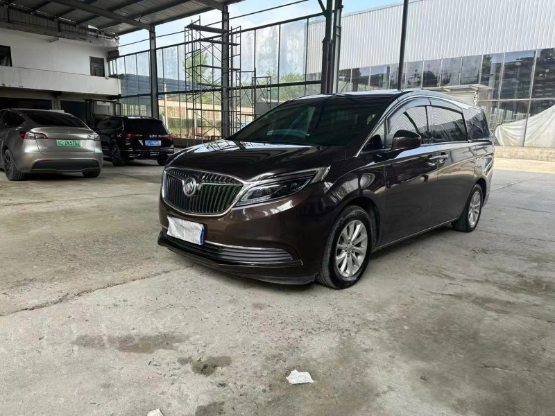 徐州17年别克GL82