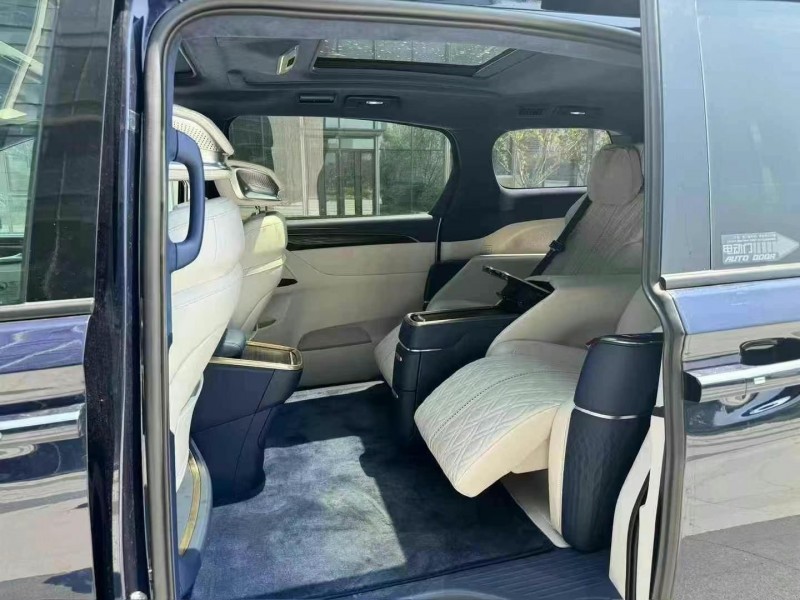 青岛21年别克GL86