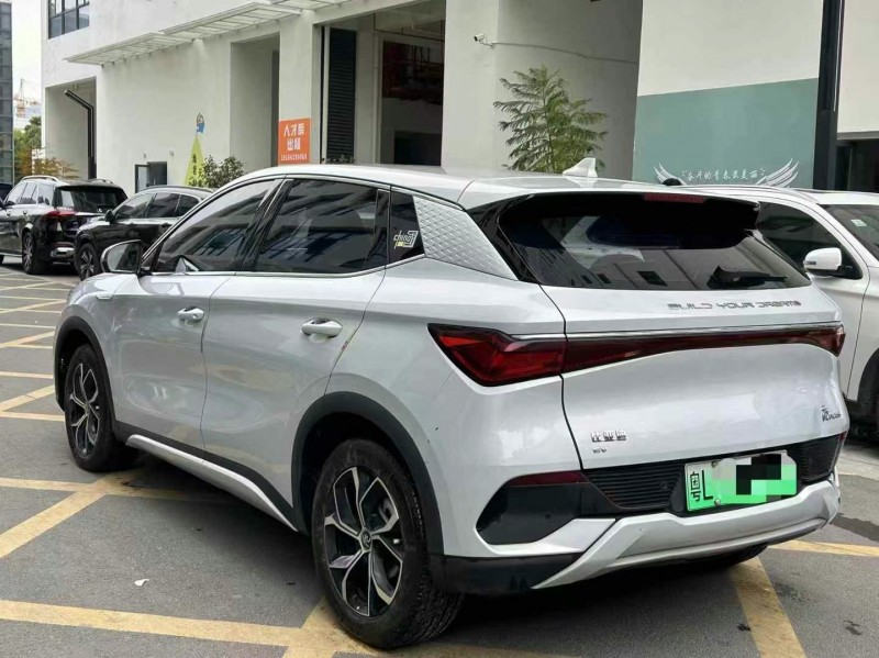 深圳22年比亚迪元9