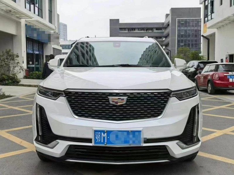 成都21年凱迪拉克XT61