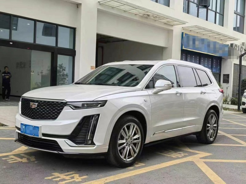 成都21年凱迪拉克XT62