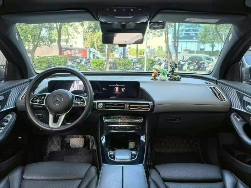 深圳22年奔驰EQC3