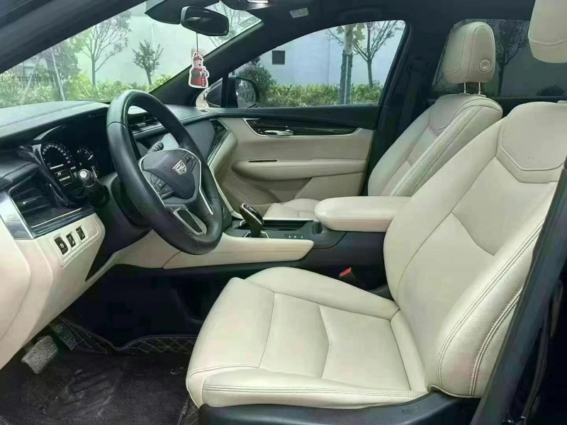 徐州17年凱迪拉克XT58