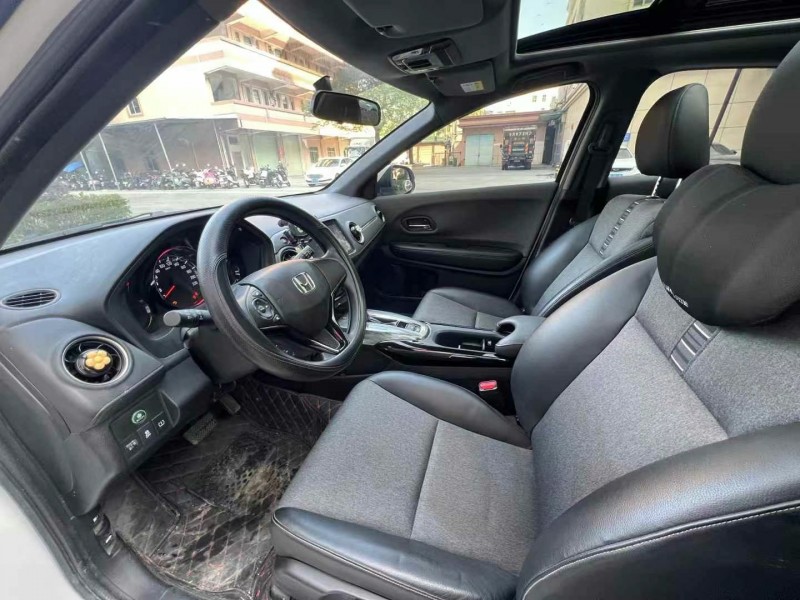 济宁22年本田XRV5