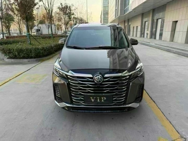 济宁23年别克GL81