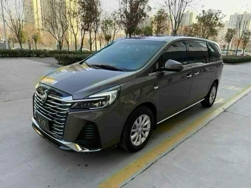 济宁23年别克GL82