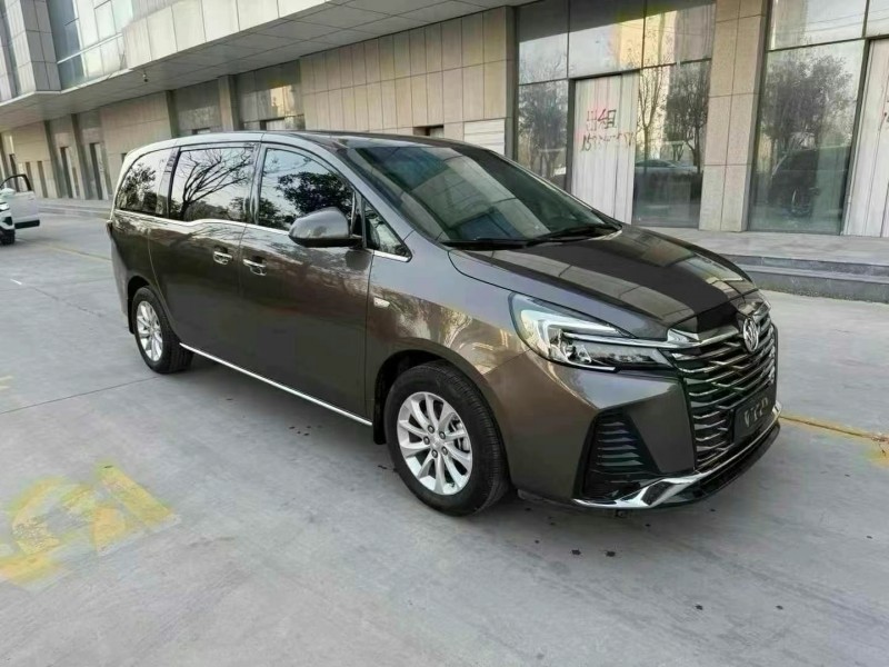 济宁23年别克GL83