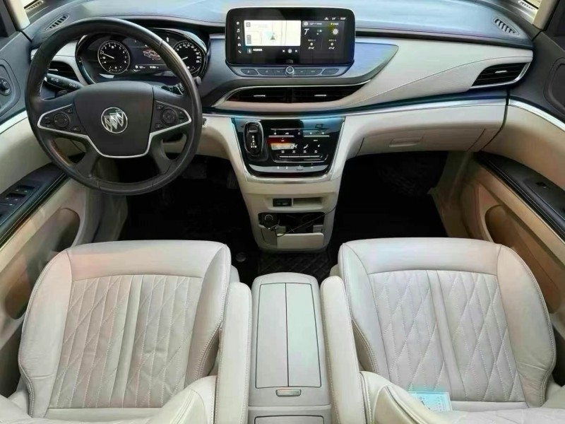 济宁23年别克GL84