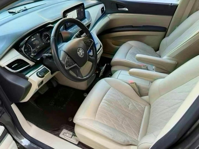 济宁23年别克GL85