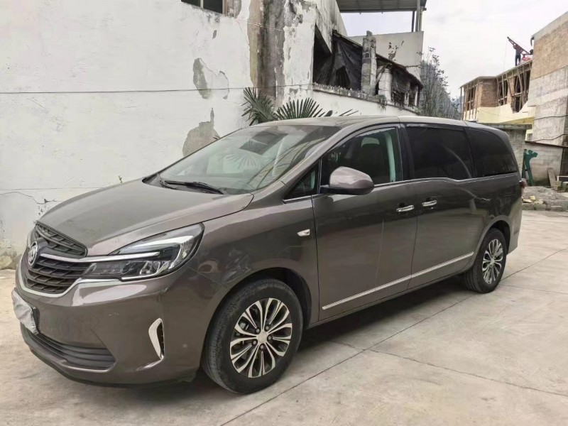 济宁22年别克GL83