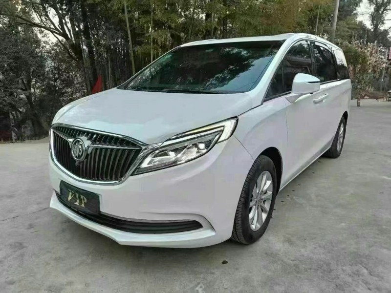 济宁18年别克GL82