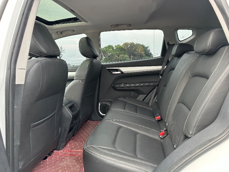 汕頭21年吉利遠景6