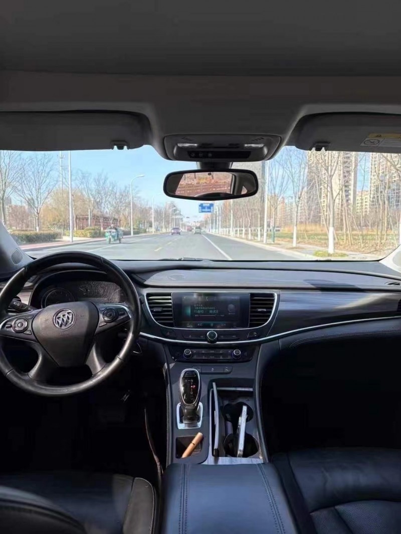 泰州18年别克君越4