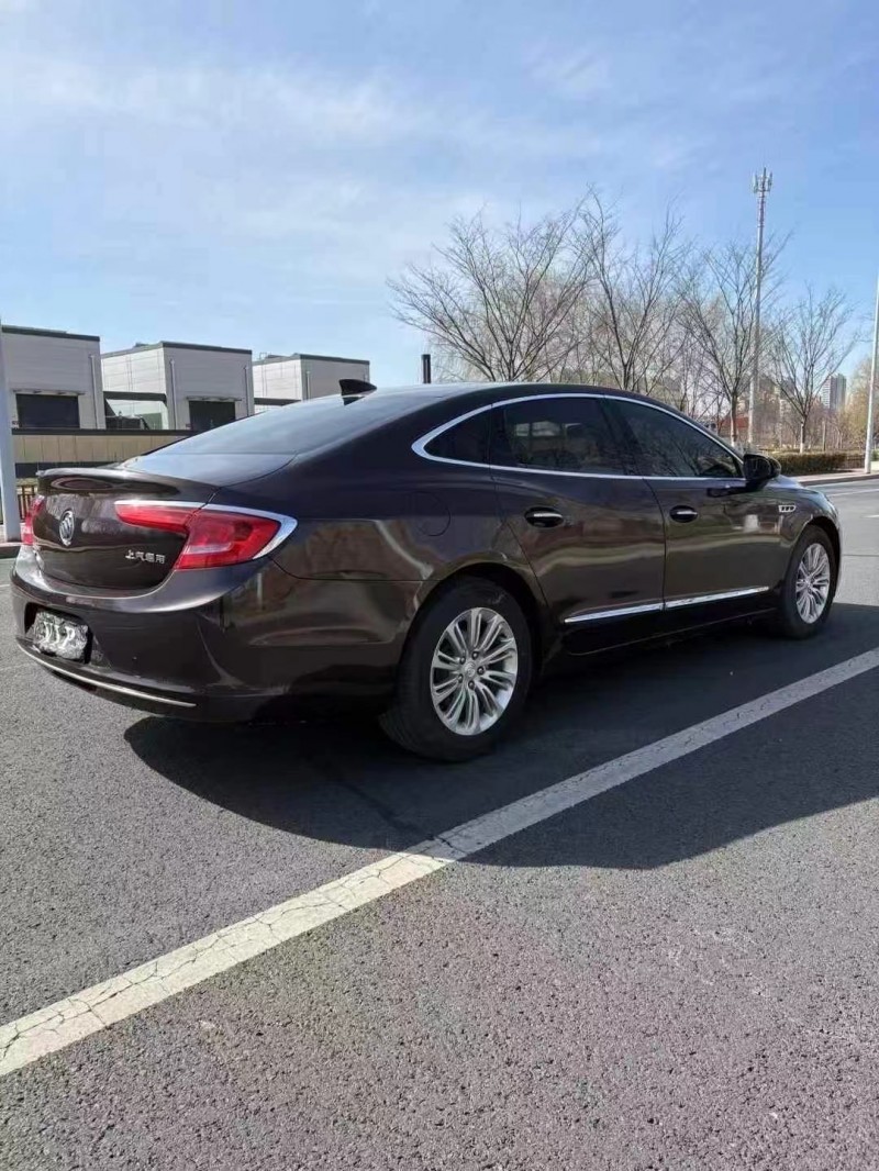 泰州18年别克君越7