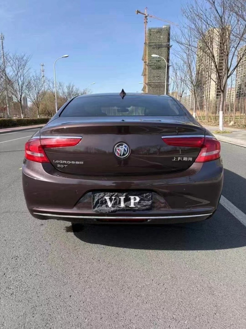 泰州18年别克君越9