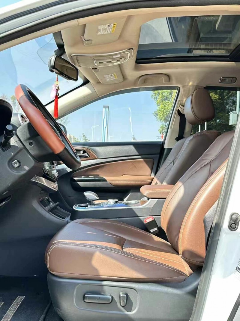 东莞15年比亚迪唐5