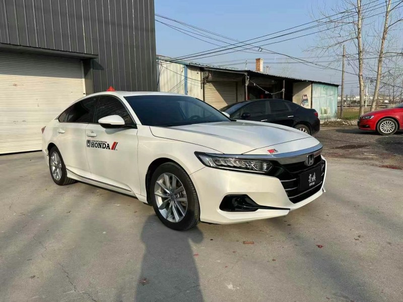 徐州23年本田雅阁2