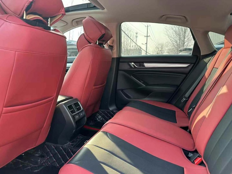 徐州23年本田雅阁4