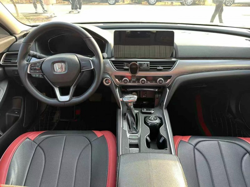 徐州23年本田雅阁5