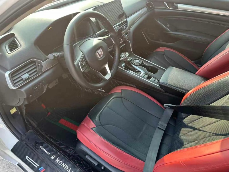 徐州23年本田雅阁6