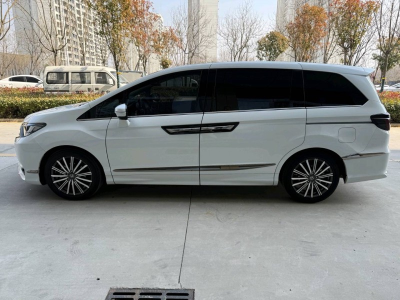 济宁23年本田艾力绅4