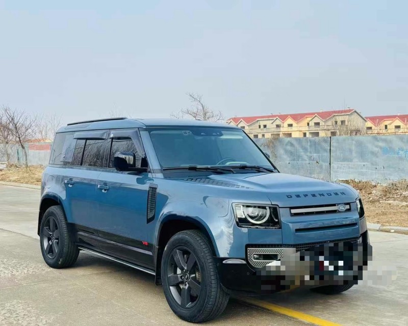 青岛21年路虎卫士3