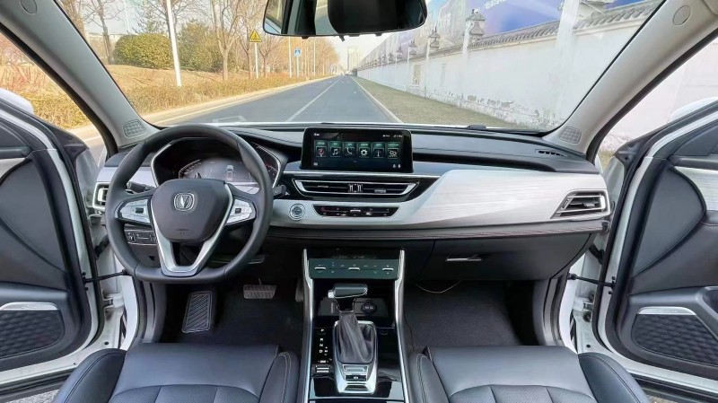 廊坊20年長安汽車CS755