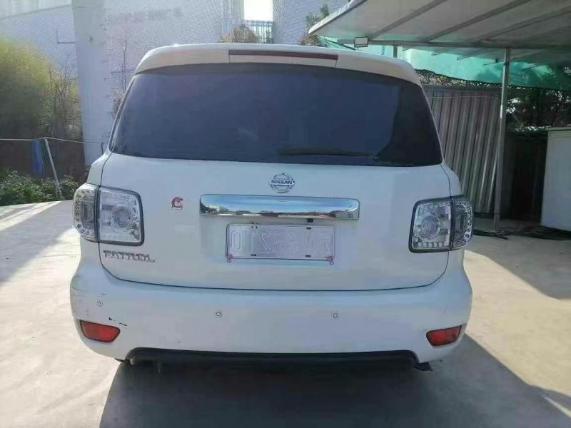 昆明17年日產途樂9