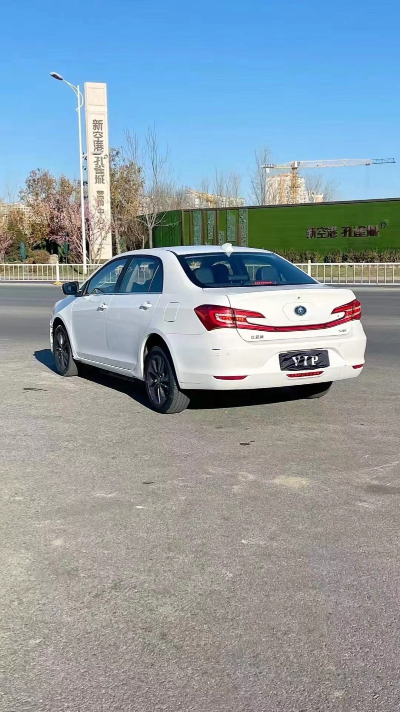 廊坊18年比亞迪秦4