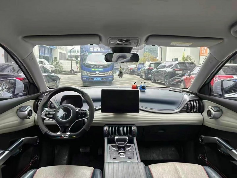 东莞22年比亚迪元6