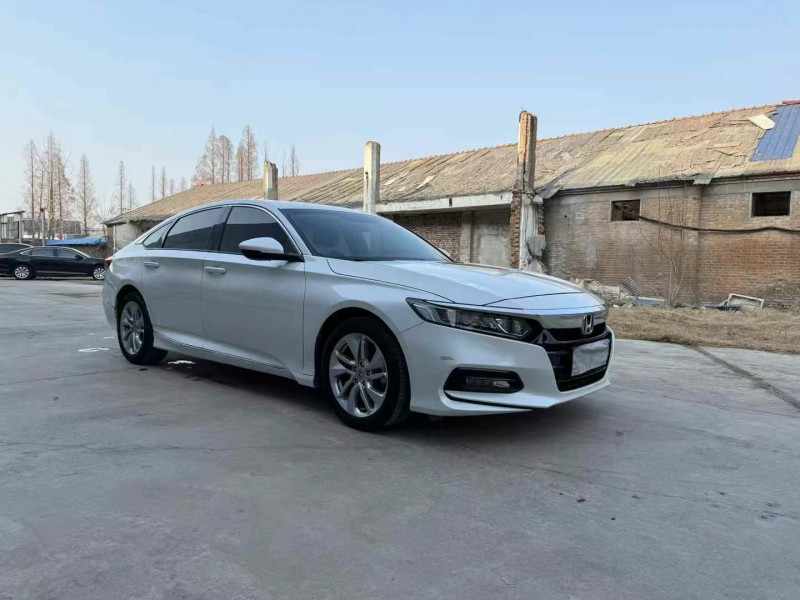 徐州20年本田雅阁3