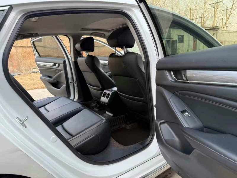 徐州20年本田雅阁7