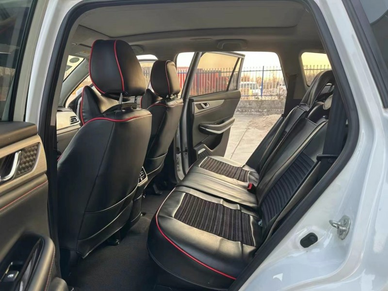 徐州20年長安汽車CS757
