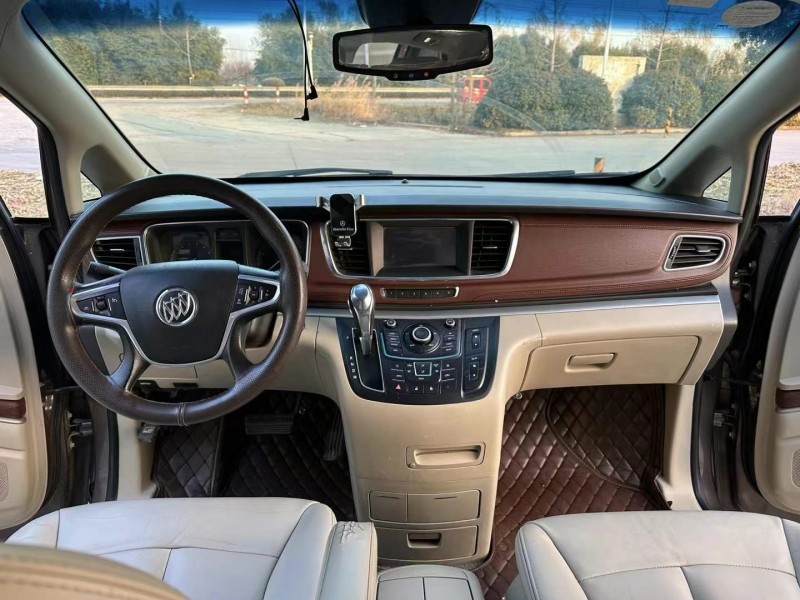 徐州16年别克GL85