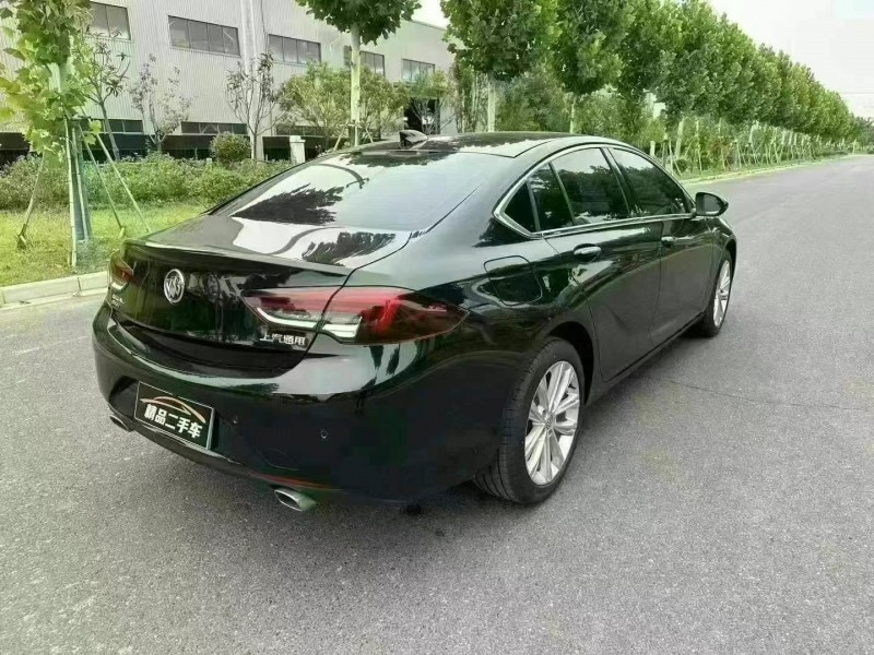 徐州22年别克君威5